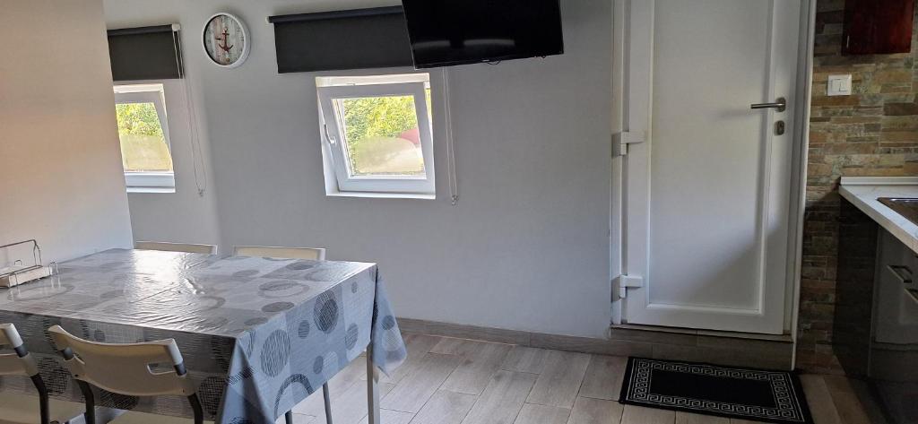 Kuchnia lub aneks kuchenny w obiekcie Casa rural La casilla de Ois-Betanzos-A Coruña