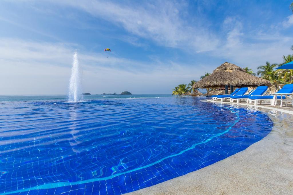 Bazén v ubytování Posada Real Ixtapa nebo v jeho okolí