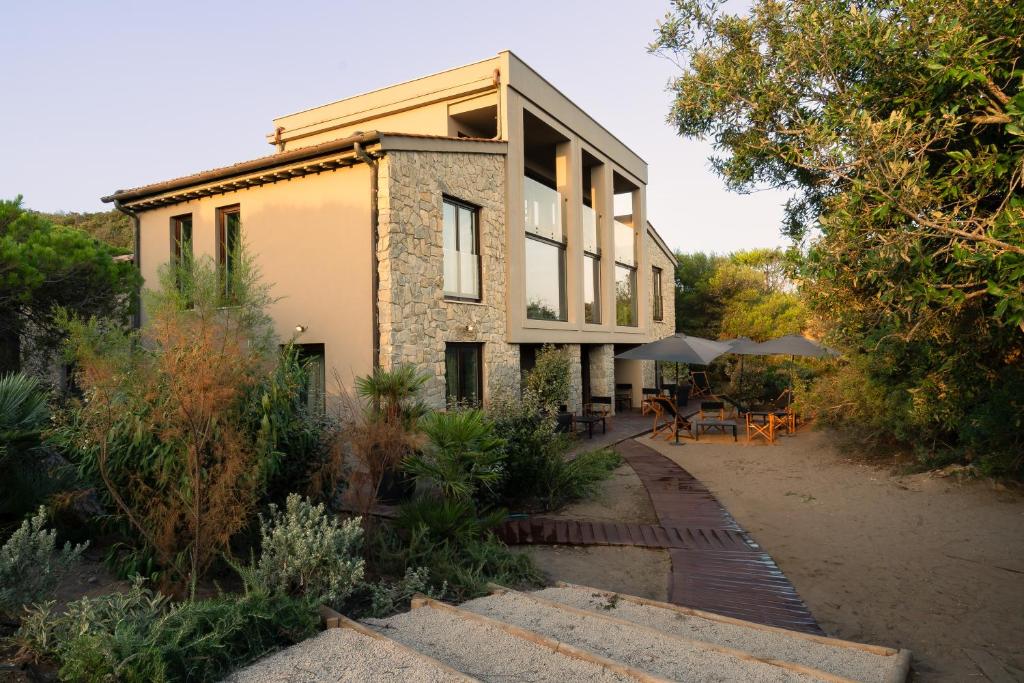 Sunset Villa
