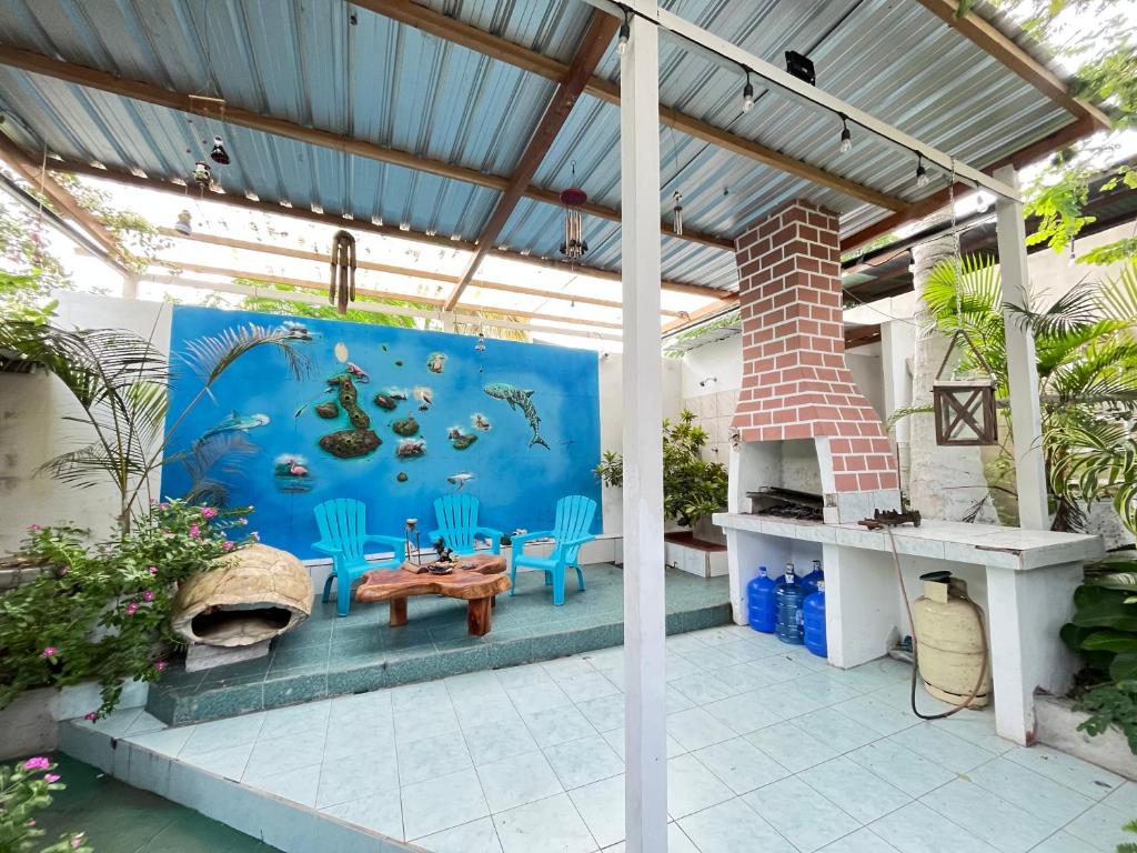 Nelyza's Suites & Adventure photo