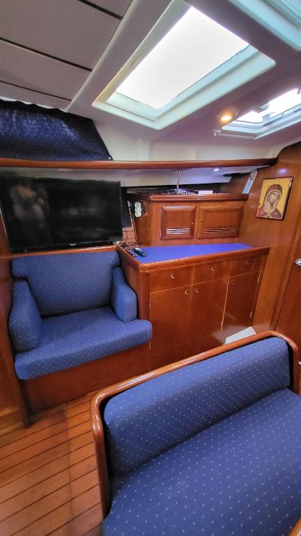 Posezení v ubytování Yacht Oceanis Clipper