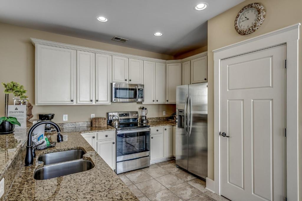North Beach Resort & Villas - Three-Bedroom House