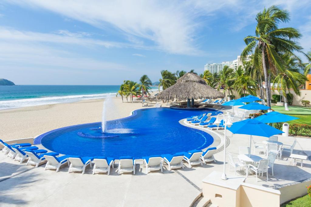 Bazén v ubytování Posada Real Ixtapa nebo v jeho okolí