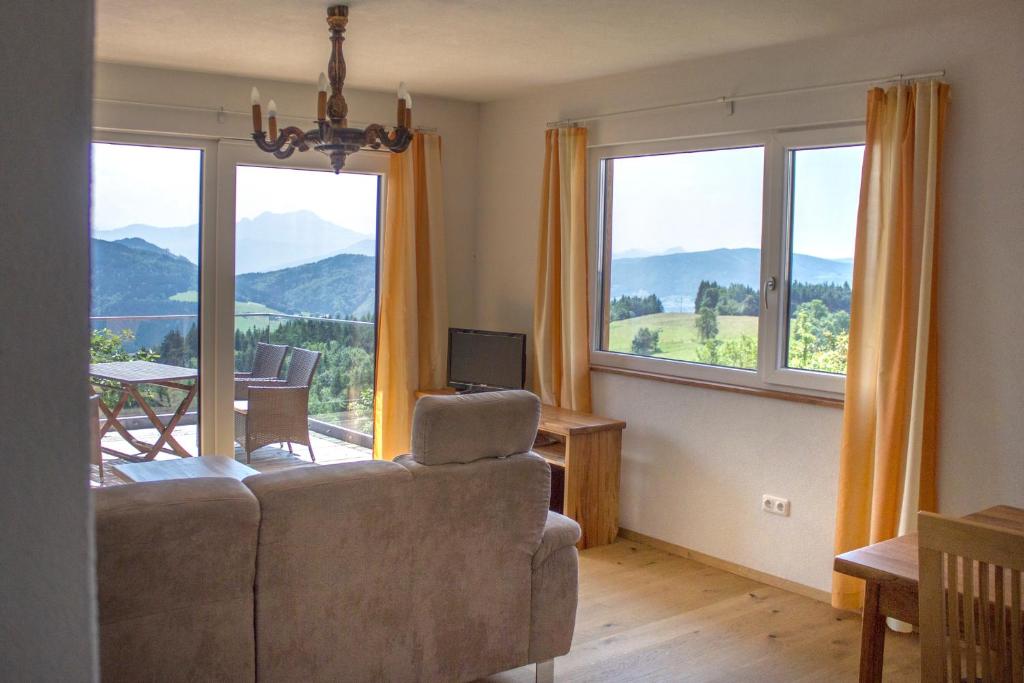 Bauernhof Kronsteiner - Apartamento De Dos Habitaciones Con Terraza