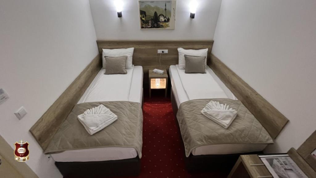 Postel nebo postele na pokoji v ubytování Hotel Nacional Free Parking