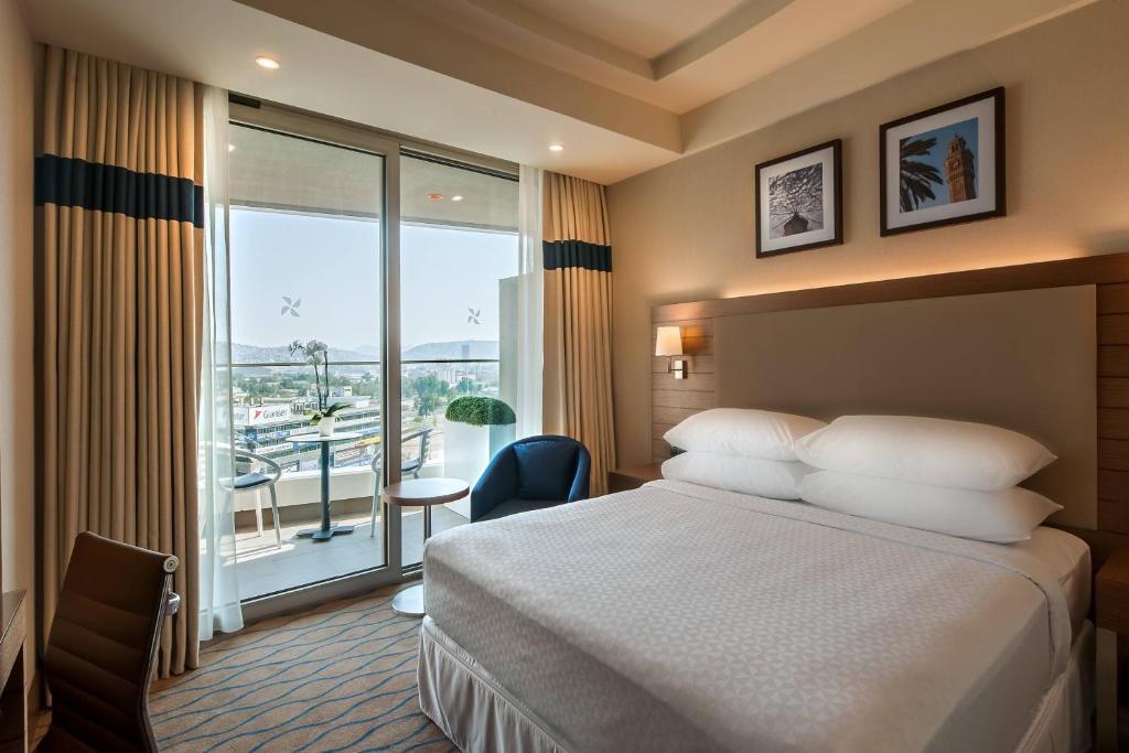 Four Points by Sheraton Izmir - Double Room With Sea View