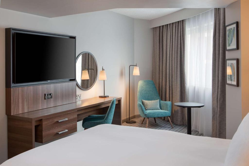 DoubleTree by Hilton London Chelsea - Queen Room