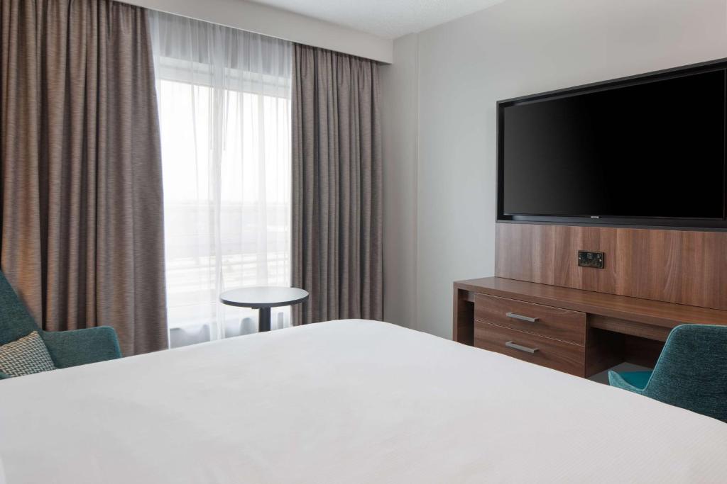 DoubleTree by Hilton London Chelsea - King Room
