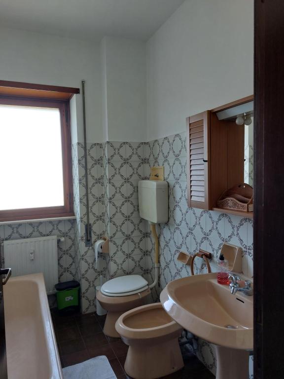 Ένα μπάνιο στο Punto FM