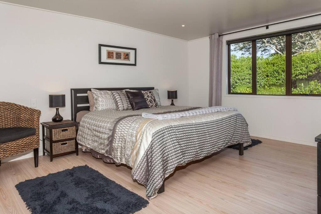 Oceanside Cottage - Hot Water Beach - Resim 6