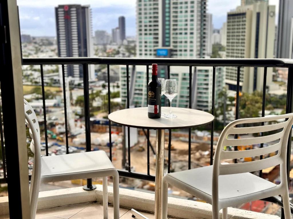 Mantra On View 18th Floor Beachside With Spa - Resim 6