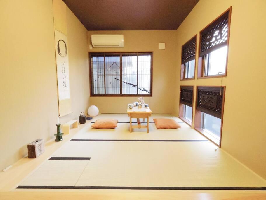 東京にある椿Salon 十条のマット敷きの部屋