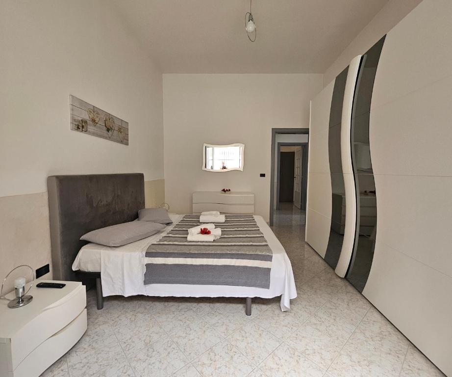 A bed or beds in a room at Villa ANNY