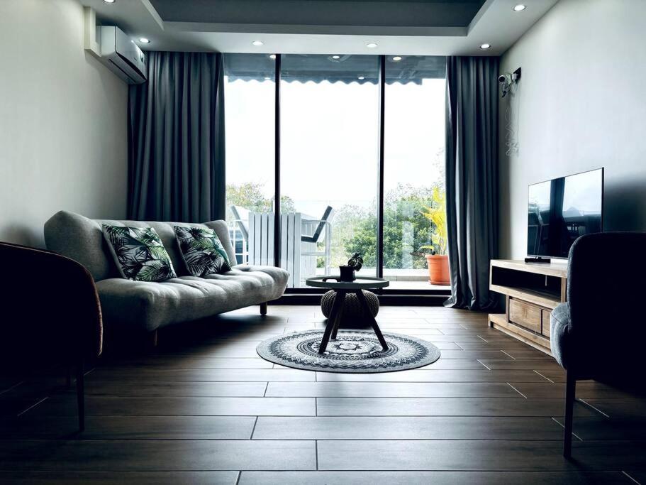 TV a/nebo společenská místnost v ubytování Sublima Villa, Luxe et élégance