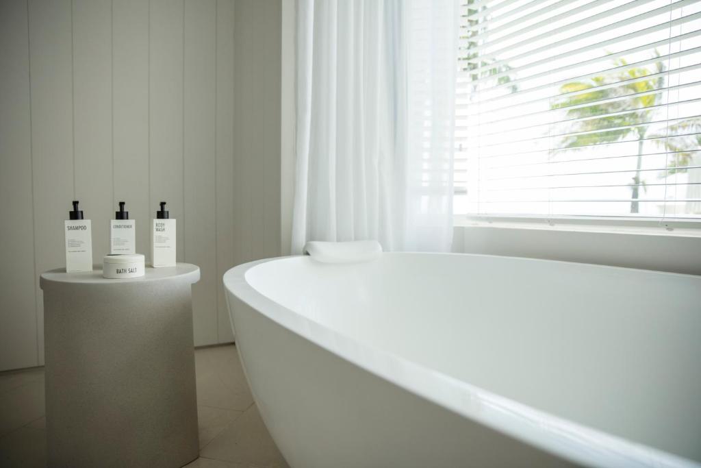 LUX* Belle Mare Resort & Villas - 17