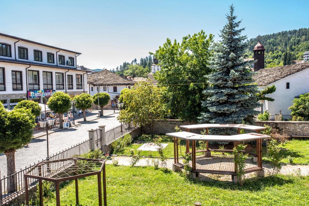 Zahrada ubytování Enika Hotel