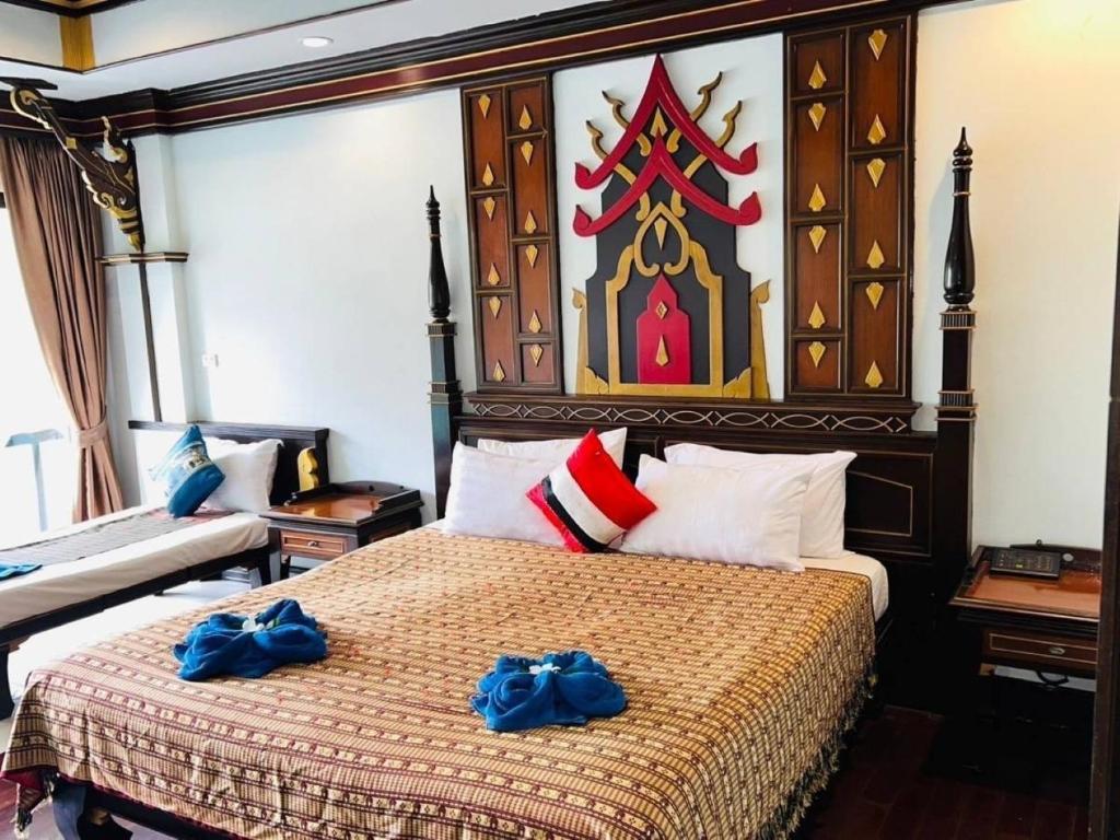 Ayodhaya Palace Beach Resort - SHA Plus certified - Deluxe Triple Room