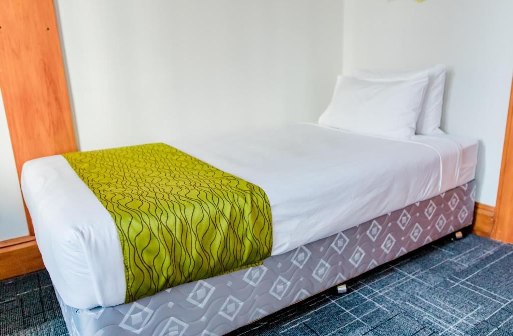 The Cambridge Hotel & Backpackers - Resim 15