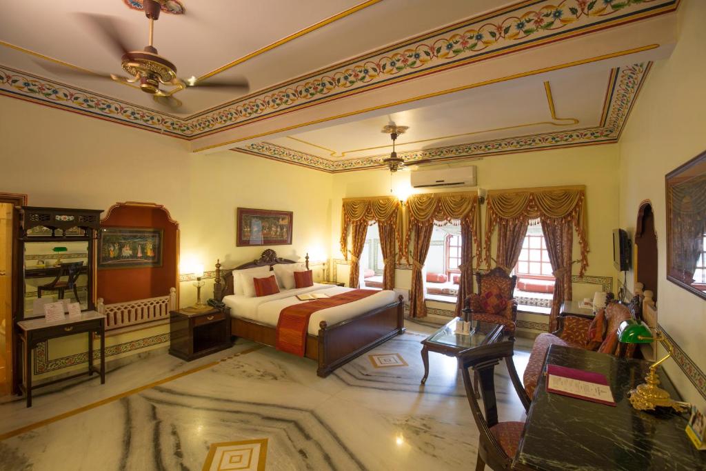 Umaid Bhawan - A Heritage Style Boutique Hotel - 