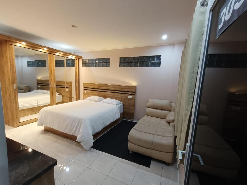Karana Guesthouse Syariah Bandung & Luang Cafe - Familiekamer