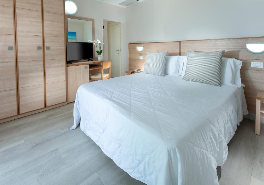 
Double Room with Sea View
