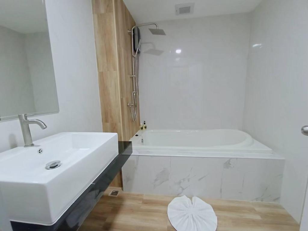 Sasi Nonthaburi Hotel - Deluxe-Zweibettzimmer
