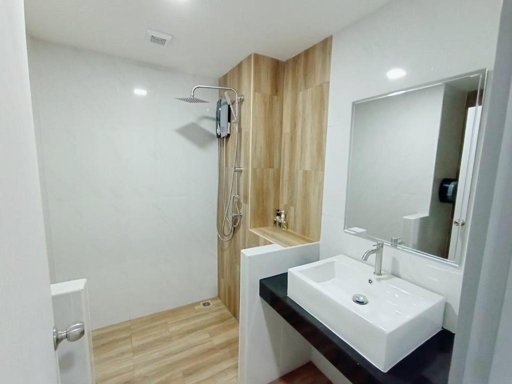 Sasi Nonthaburi Hotel - Superior Doppelzimmer