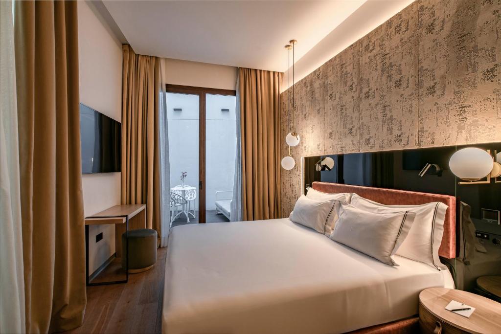 
Premium Double Room with Parking Included
