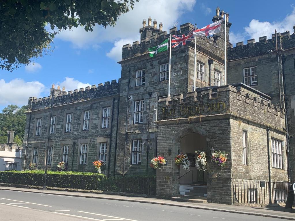 Bedford Hotel - Housity