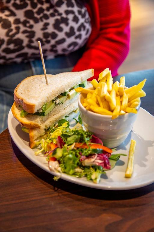 AC Hotel by Marriott Belfast - Resim 14