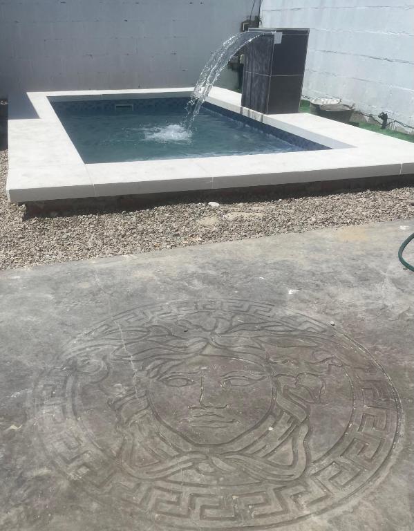 Basen w obiekcie Apartamento relax con piscina y jacussy spa lub w pobliżu