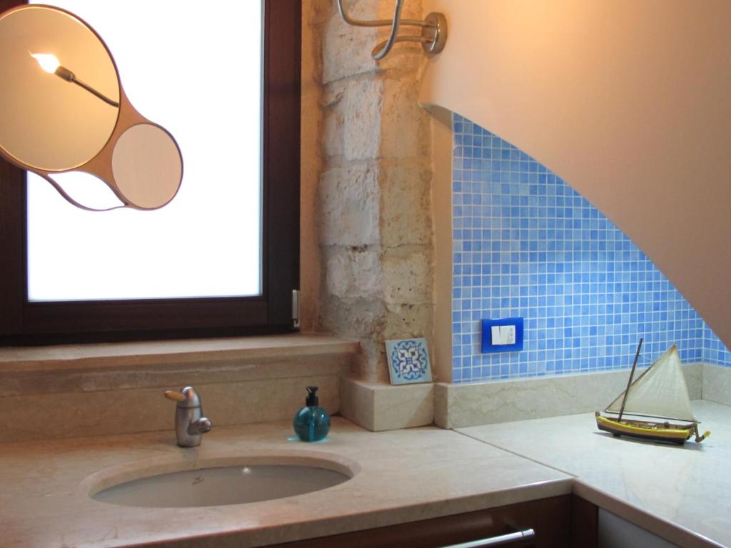 Zdjęcie z galerii obiektu Casa Torre Di Mactheus Petraro w mieście Giovinazzo
