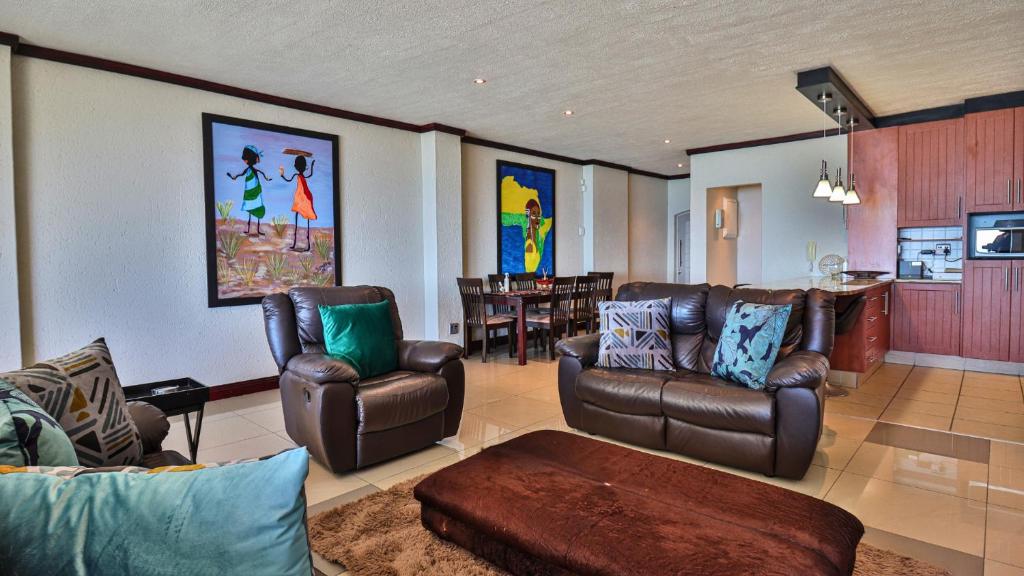 Trio Towers Beach View Apartment - Image 23