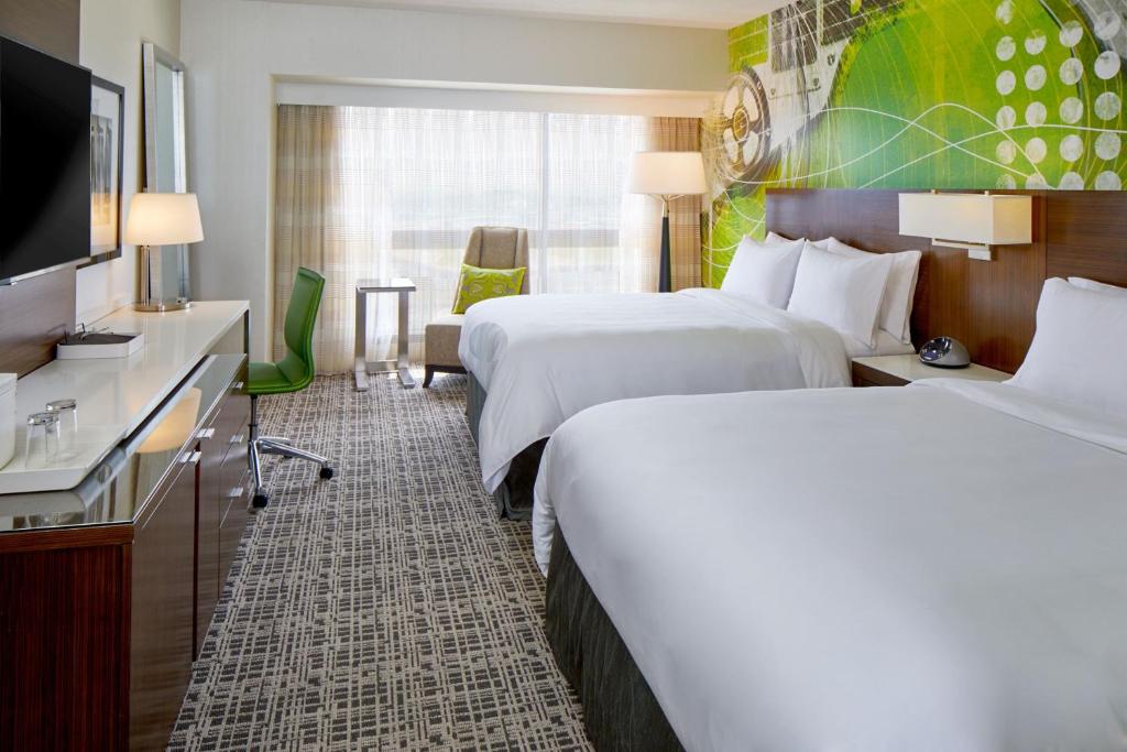 Renaissance Nashville Hotel - 