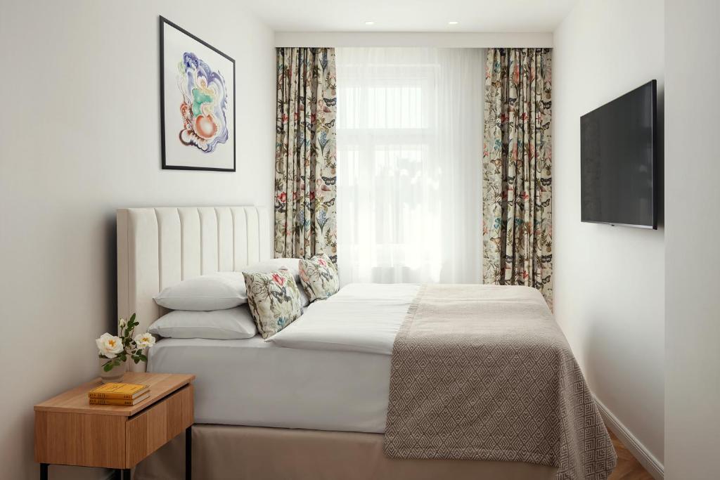 Revolucni Apartments Old Town - 16