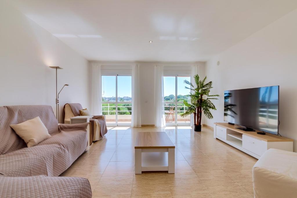Apartamento Al Sakia 2bdr com piscina e ar condicionado