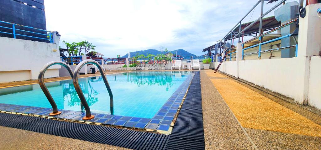 Bazén v ubytování Phuket 420 nebo v jeho okolí