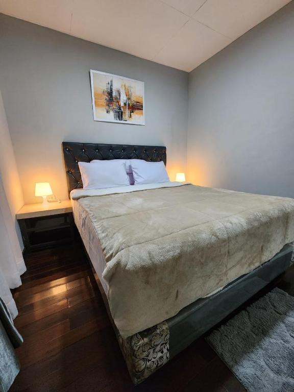 Porlak Hebron Family Homestay Silangit - Three-Bedroom Villa