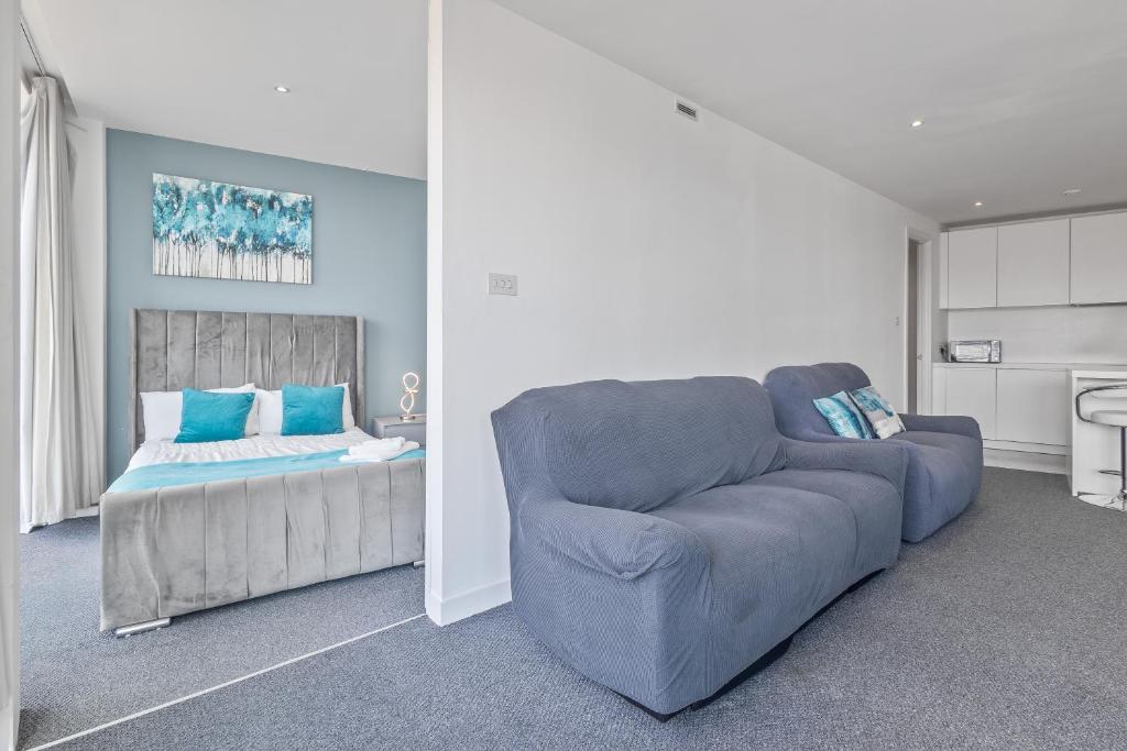 Posezení v ubytování Birmingham City Centre, One bedroom apartment!