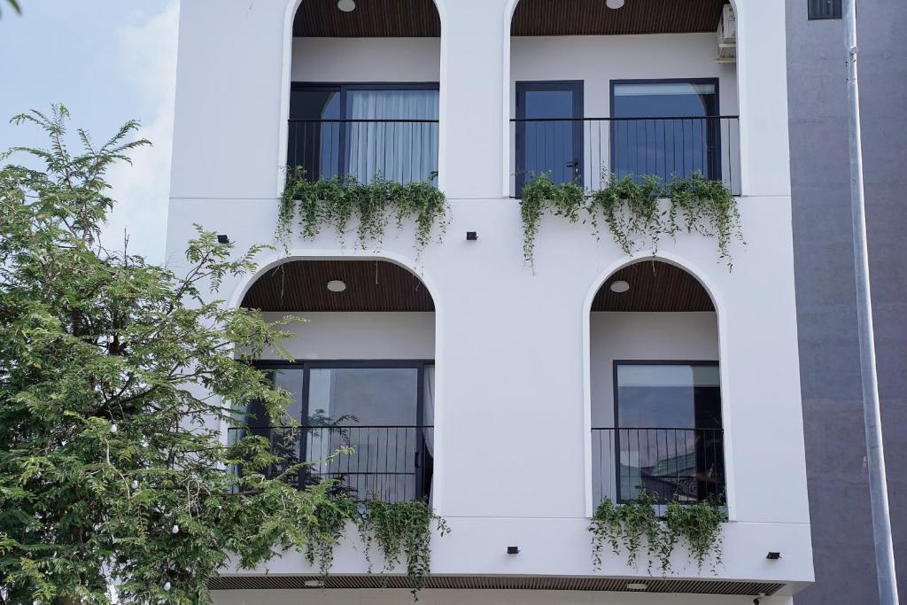 Tòa nhà nơi khách sạn tọa lạc