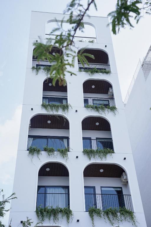 Tòa nhà nơi khách sạn tọa lạc
