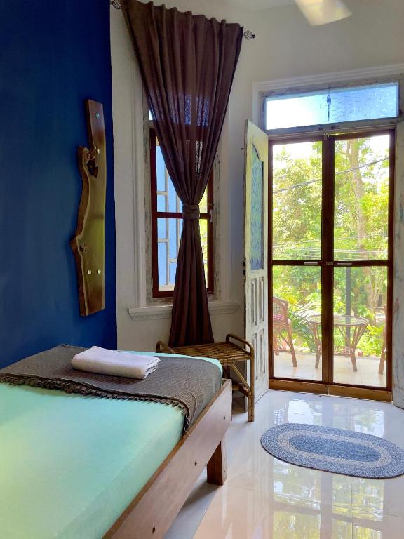 Habibi Hostel & Restaurant - 10