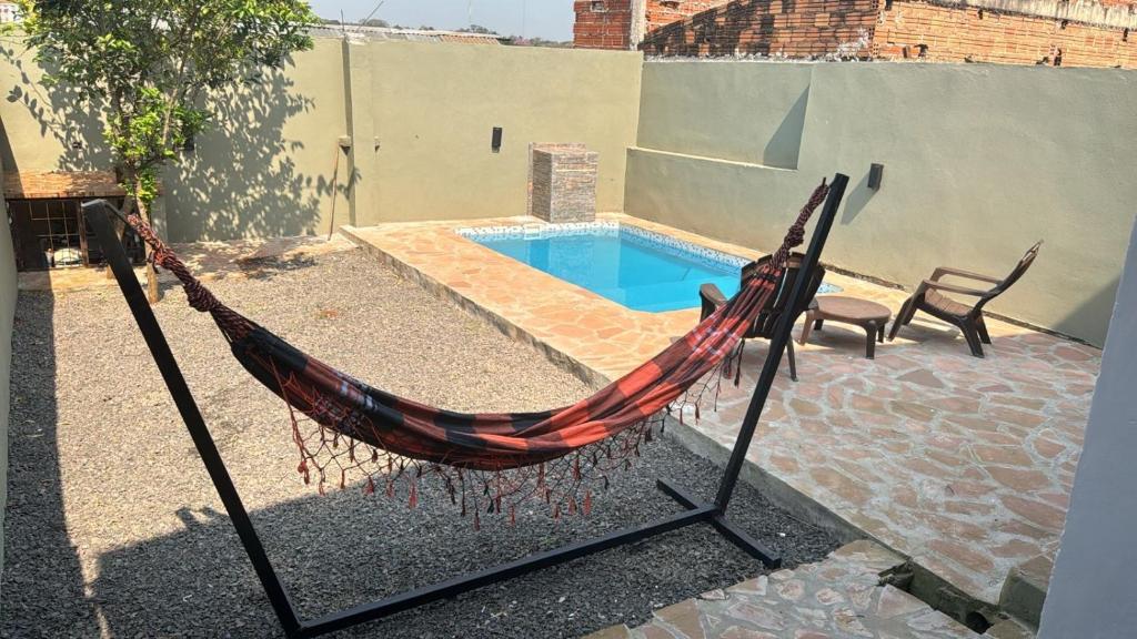 Bazén v ubytování Casa S&G grande con 3 habitaciones, 8 personas, piscina privada, cochera, aire acondicionado, TV, wifi, excelente ubicacion nebo v jeho okolí