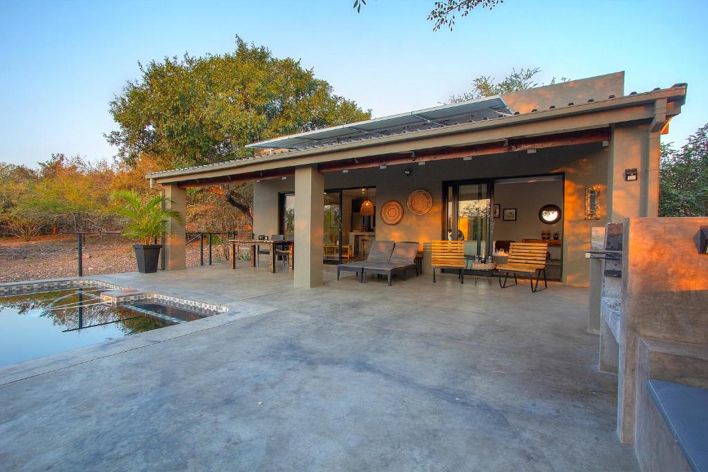 El edificio en el que está la villa