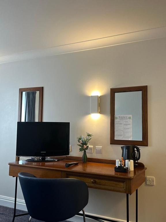 go2 Glasgow Cumbernauld Hotel free parking - Double Room