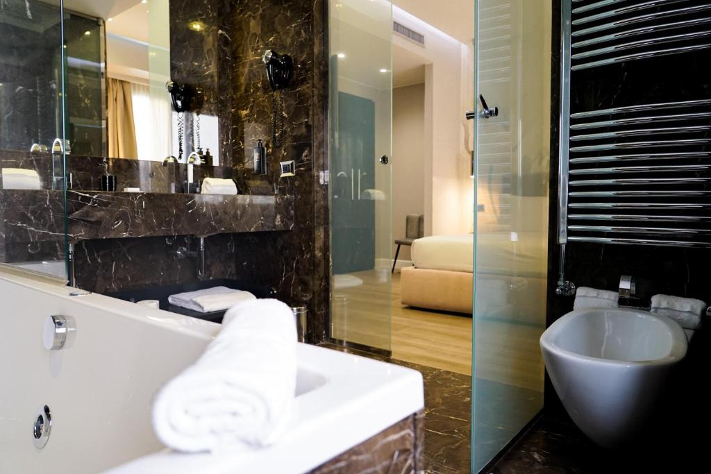 The Unique Hotel - Resim 19