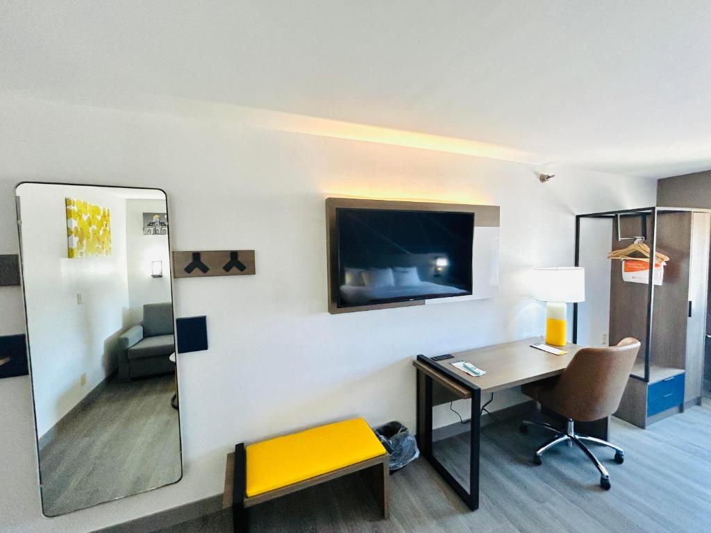 Comfort Suites Terre Haute University Area - Suite King - Per Ospiti Disabili/Non Fumatori