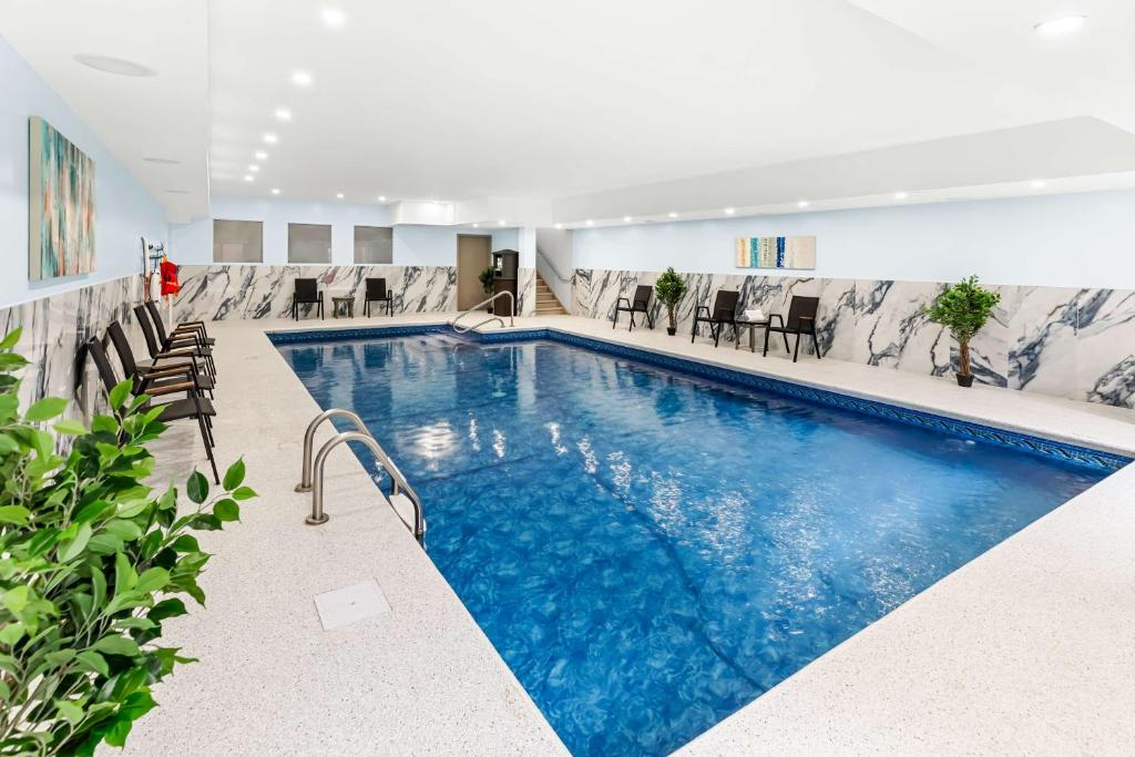 Best Western Plus Montreal East - Resim 15