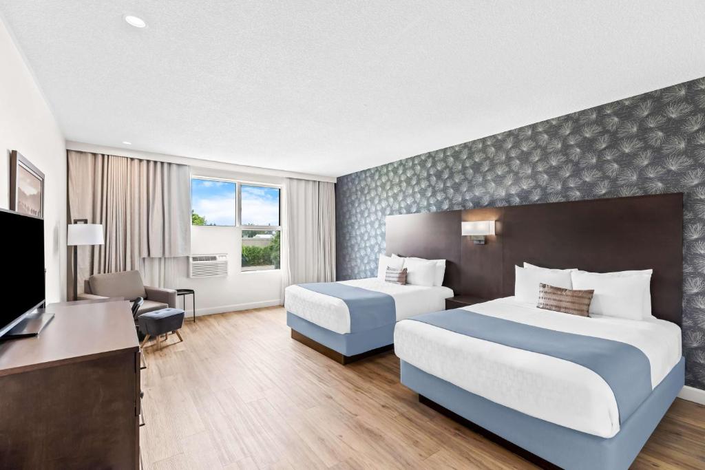 
Queen Room with Two Queen Beds
