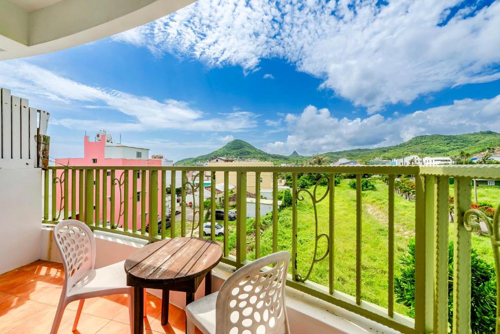 A general mountain view or a mountain view taken from the country house